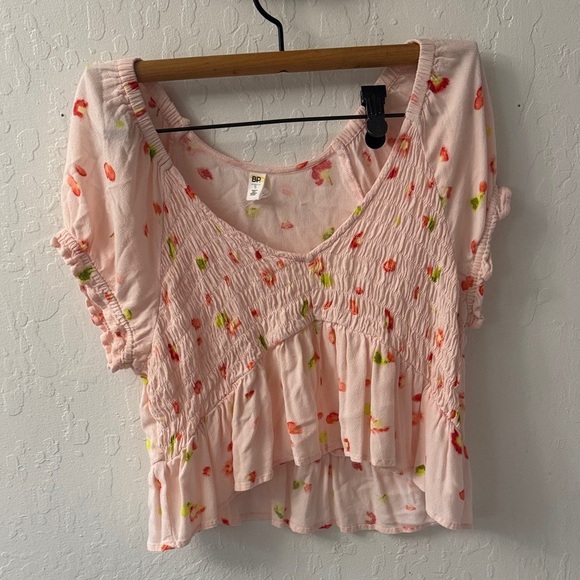 bp Tops - BP Babydoll Shirred Pink Floral Smocked Short Sleeve Peplum Crop Top S